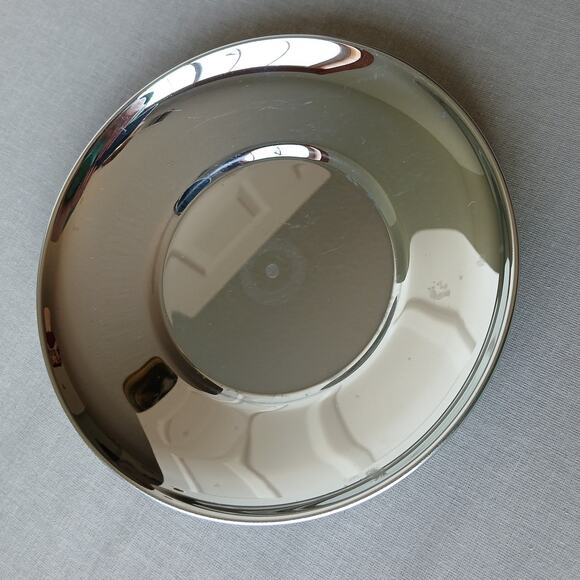 Two small silver saucers plates 6" diameter vintage Kromex ? 292g shiny - Picture 5 of 9